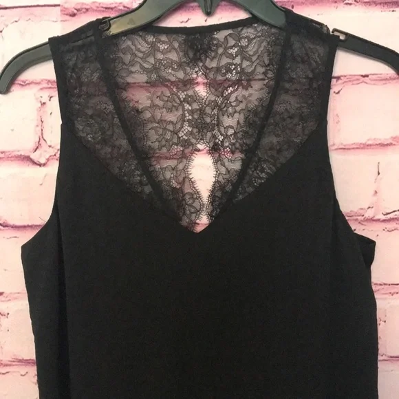 Express’s Black Lace Tank - Picture 4 of 6